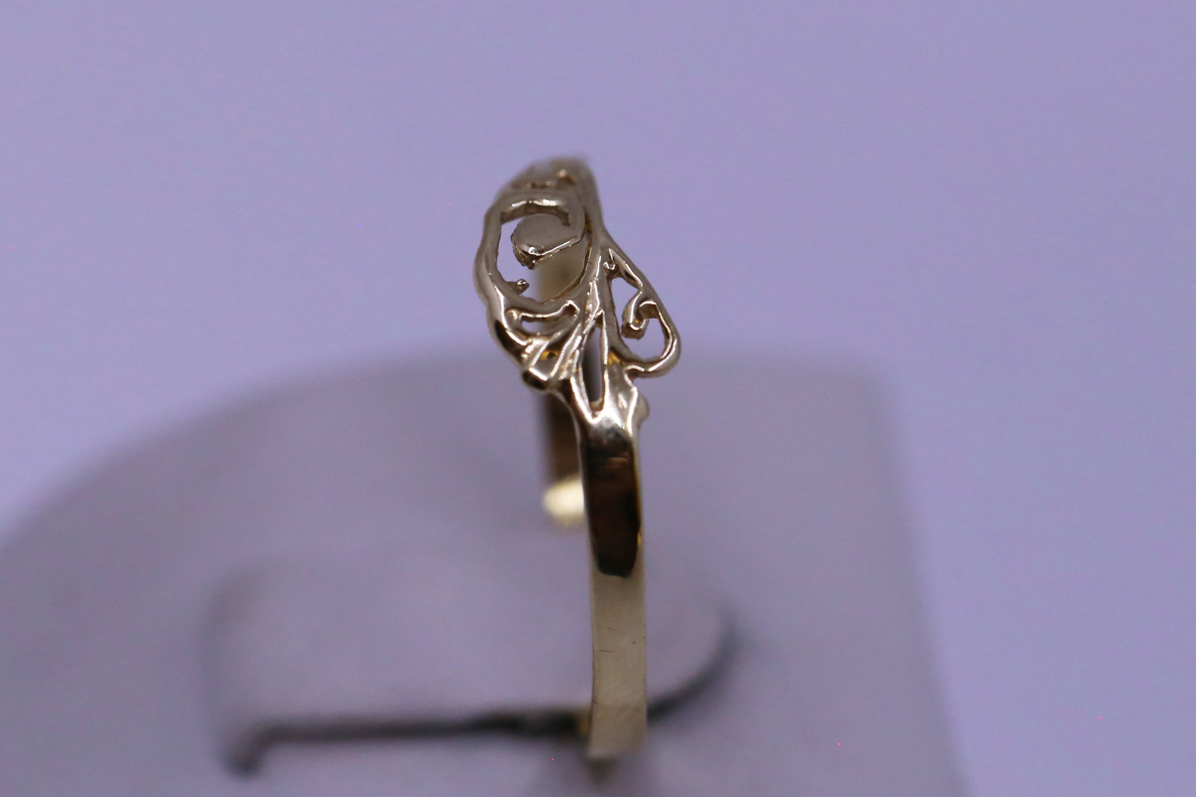 Zlatý dámský prsten simple 14k – 1,17g — fotografie 2