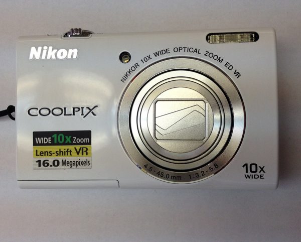 Nikon Coolpix S6200