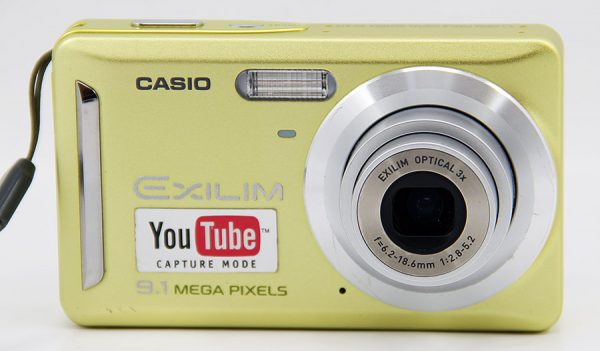 Casio Exilim ZOOM EX-Z19