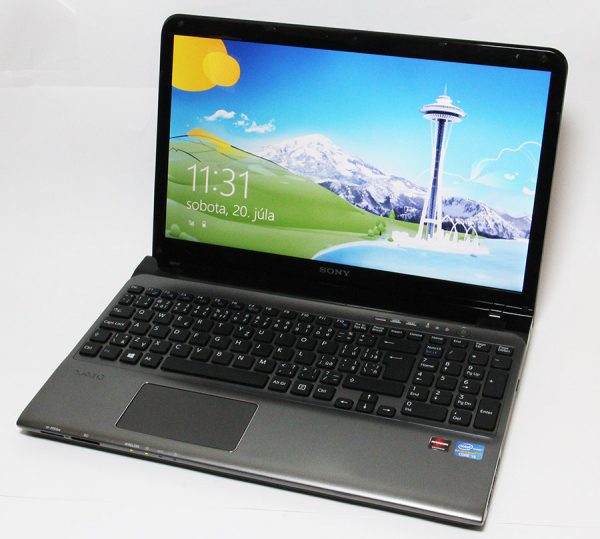SONY VAIO SVE1512H1ESI (bazar)