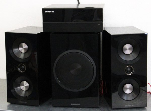 Mikrověž Samsung MM-C550D (bazar)