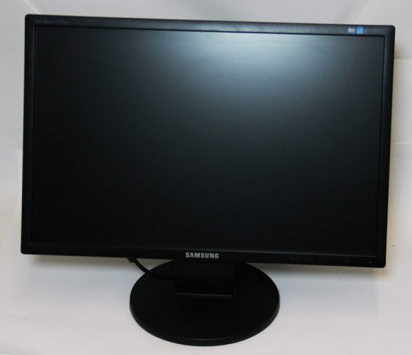 Samsung SyncMaster 2243 (bazar)