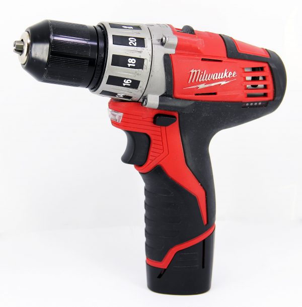 Milwaukee C12 DD (bazar)