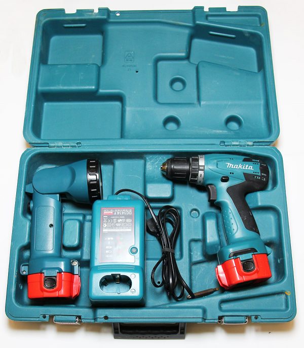 Makita 6271 DWPLE (bazar)