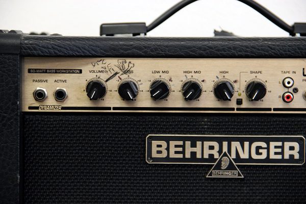 ULTRABASS BX600 (bazar)