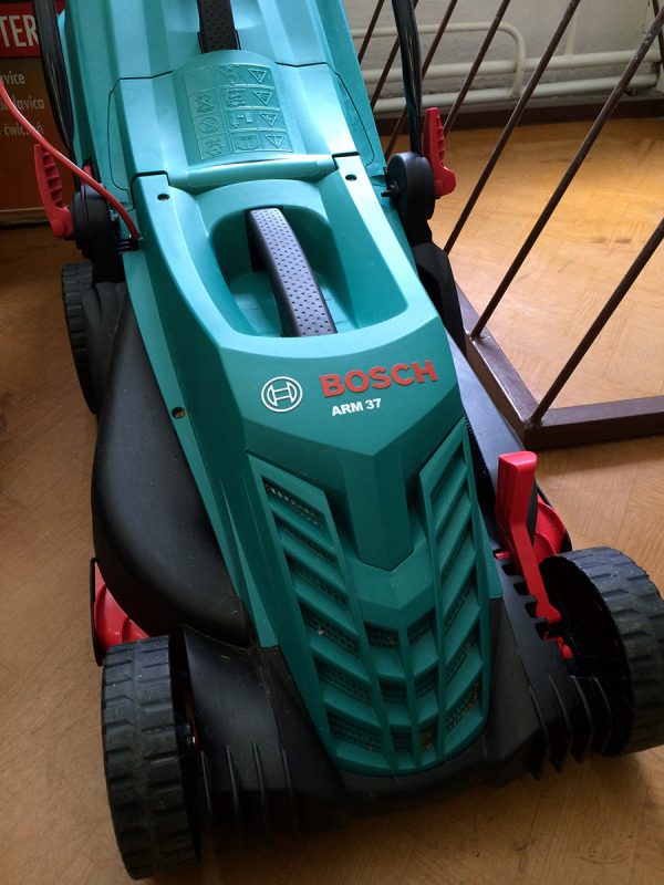 Sekačka elektrická Bosch ARM 37 Ergofle