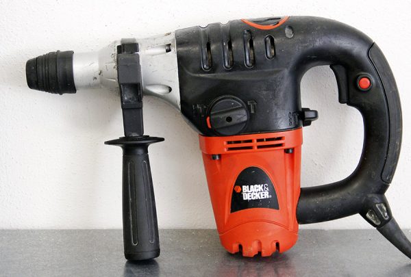 Kladivo Black & Decker KD1001K