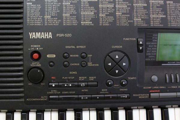 Yamaha PSR-520