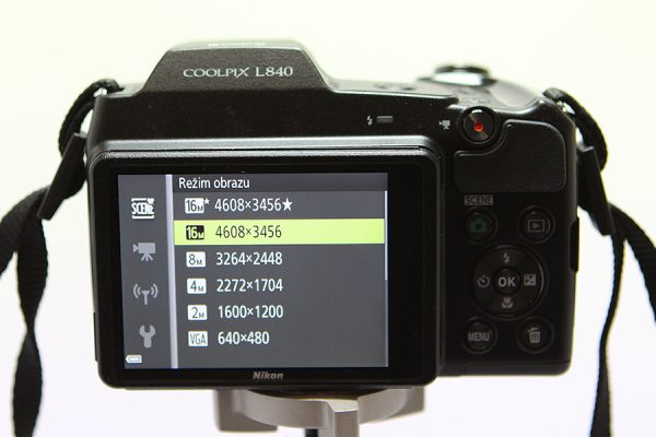 NIKON COOLPIX L840