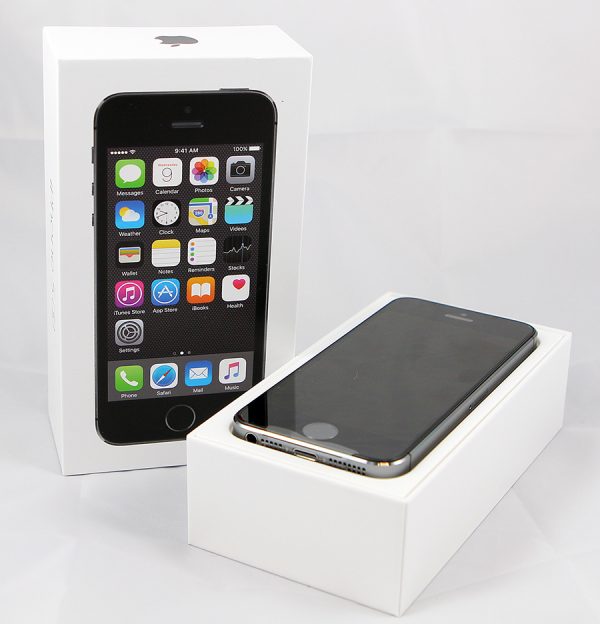 iPhone 5S 32GB - vesmírně šedý