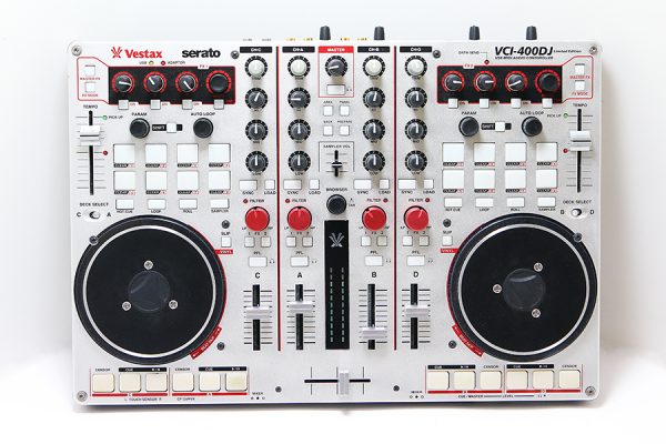 Kontroler: Vestax VCI-400 DJ