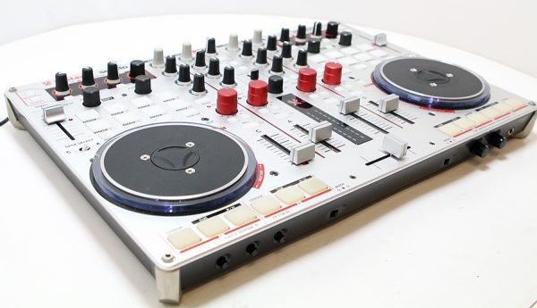 Kontroler: Vestax VCI-400DJ