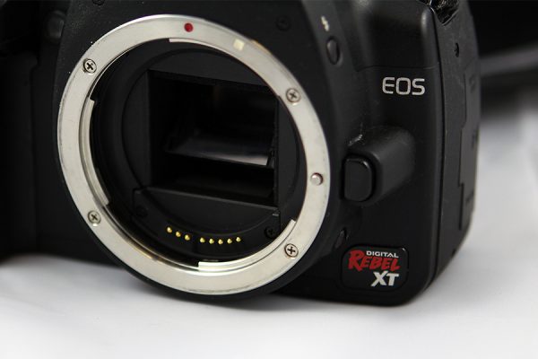 Canon REBEL XT (EOS 350D)