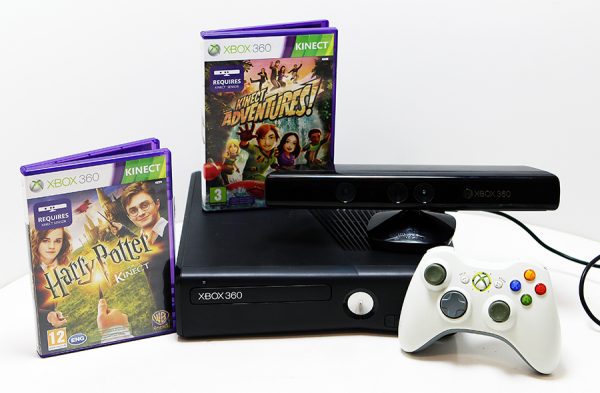 Xbox 360 Slim + Kinect