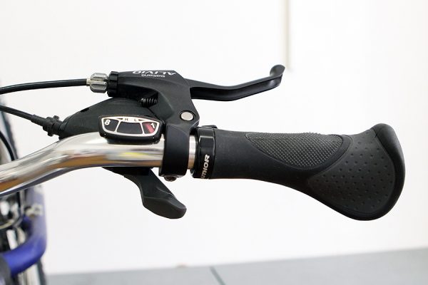 Horské kolo: Cannondale Super V 1000