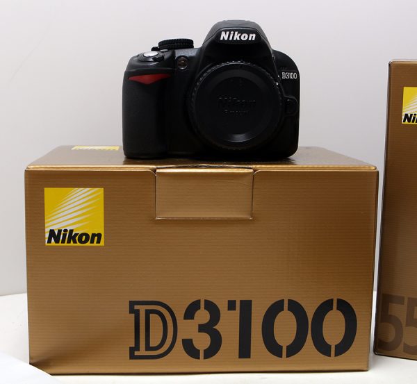 Nikon D3100