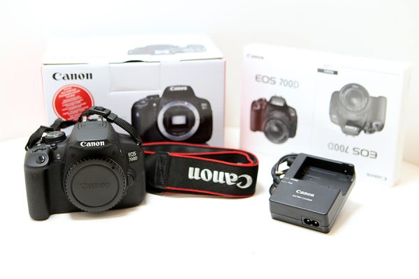 Canon EOS 700D (tělo)