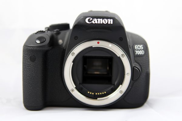 Canon EOS 700D (tělo)
