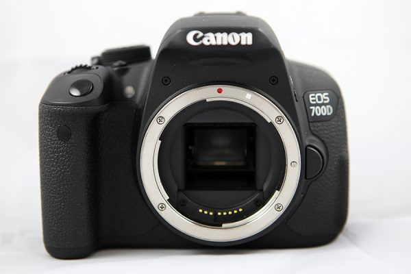 Canon EOS 700D (tělo)