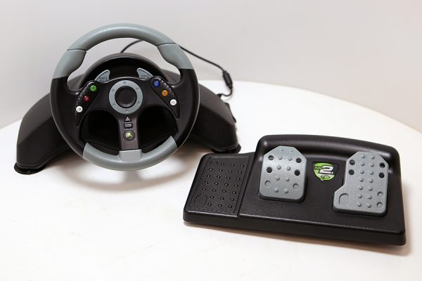 Mad Catz MC2 MicroCon Racing Wheel