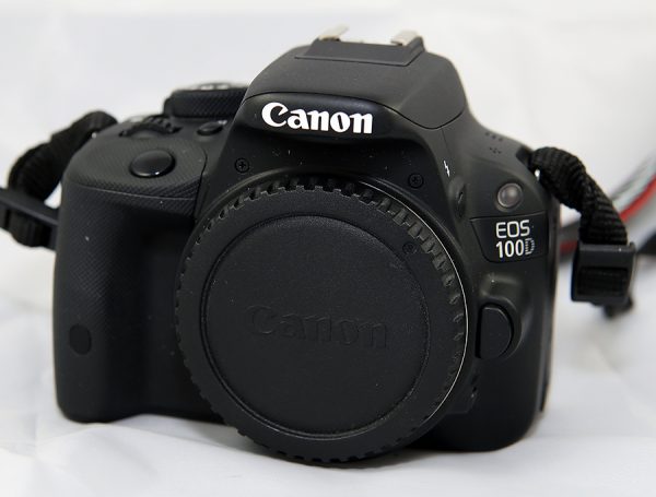 Canon EOS 100D