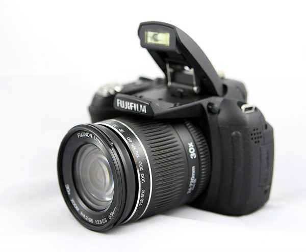 Fujifilm FinePix HS10