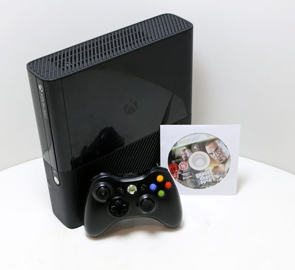 Microsoft XBOX 360 4GB