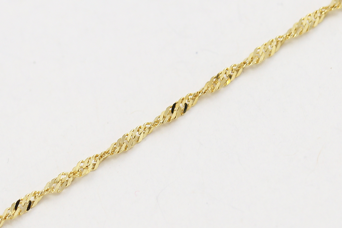 Zlatý jemný náramek zatočený