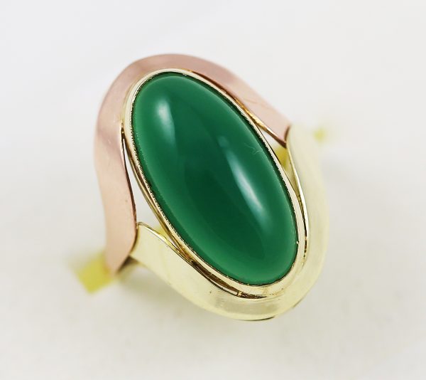 Prsten zelený kámen elegance