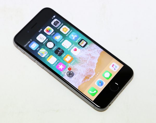 Apple iPhone 6S