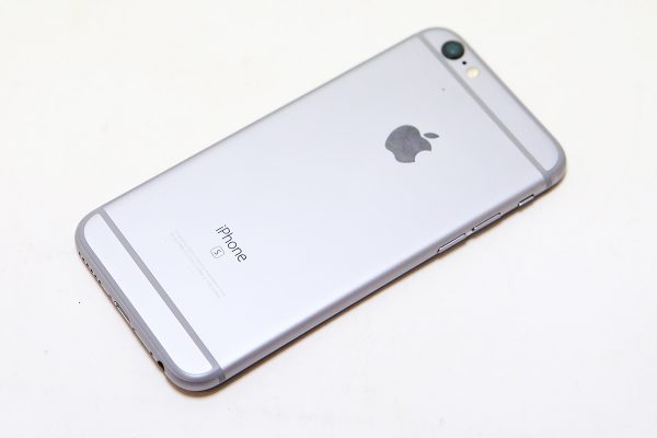 Apple iPhone 6S