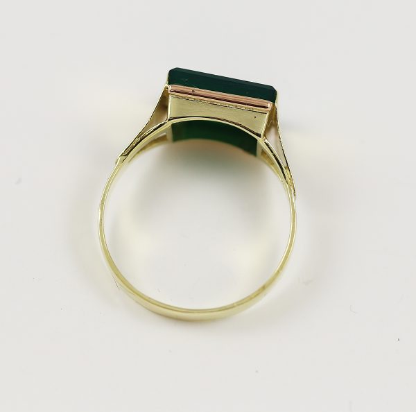 Zlatý pánský prsten zelený kámen