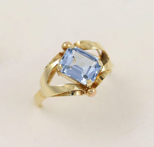 Prsten modrý kámen styl