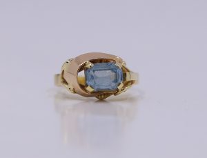 Zlatý prsten modrý kámen