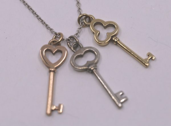Náhrdelník s klíči od Tiffany & Co