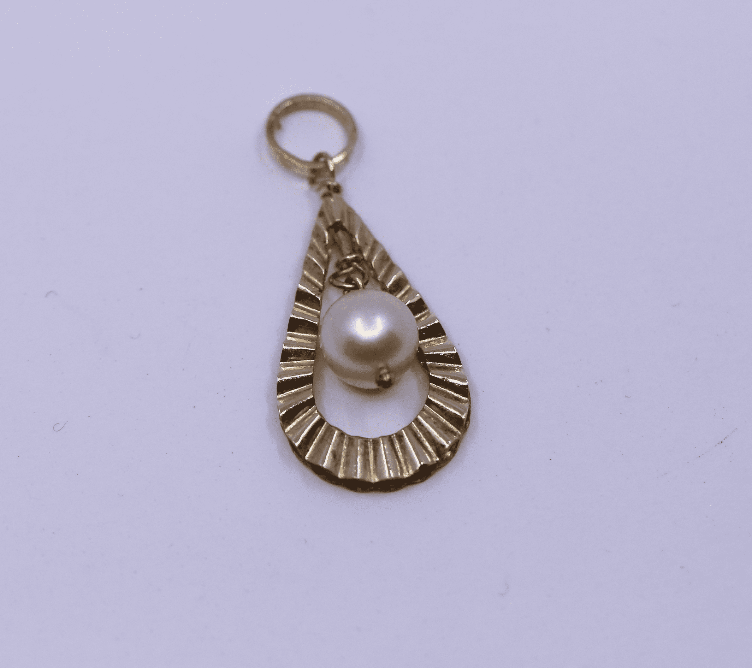 Přívěsek perla
