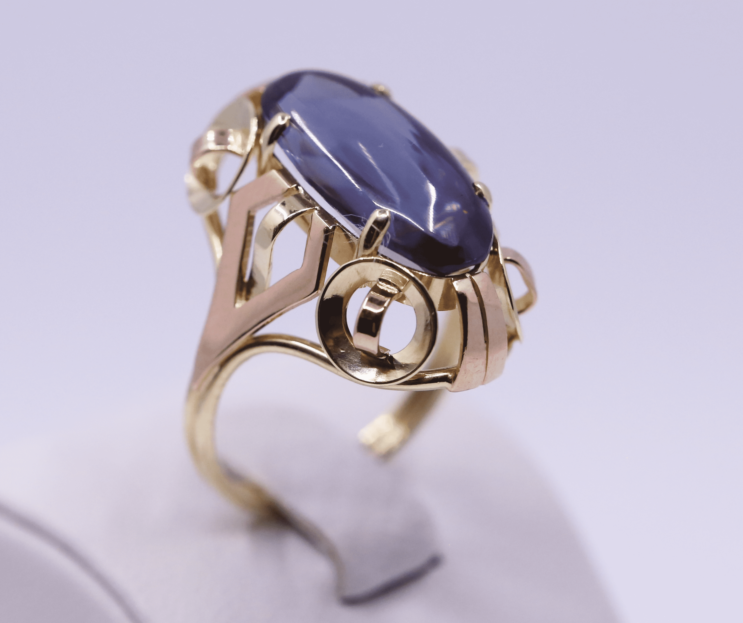 Prsten fialový kámen