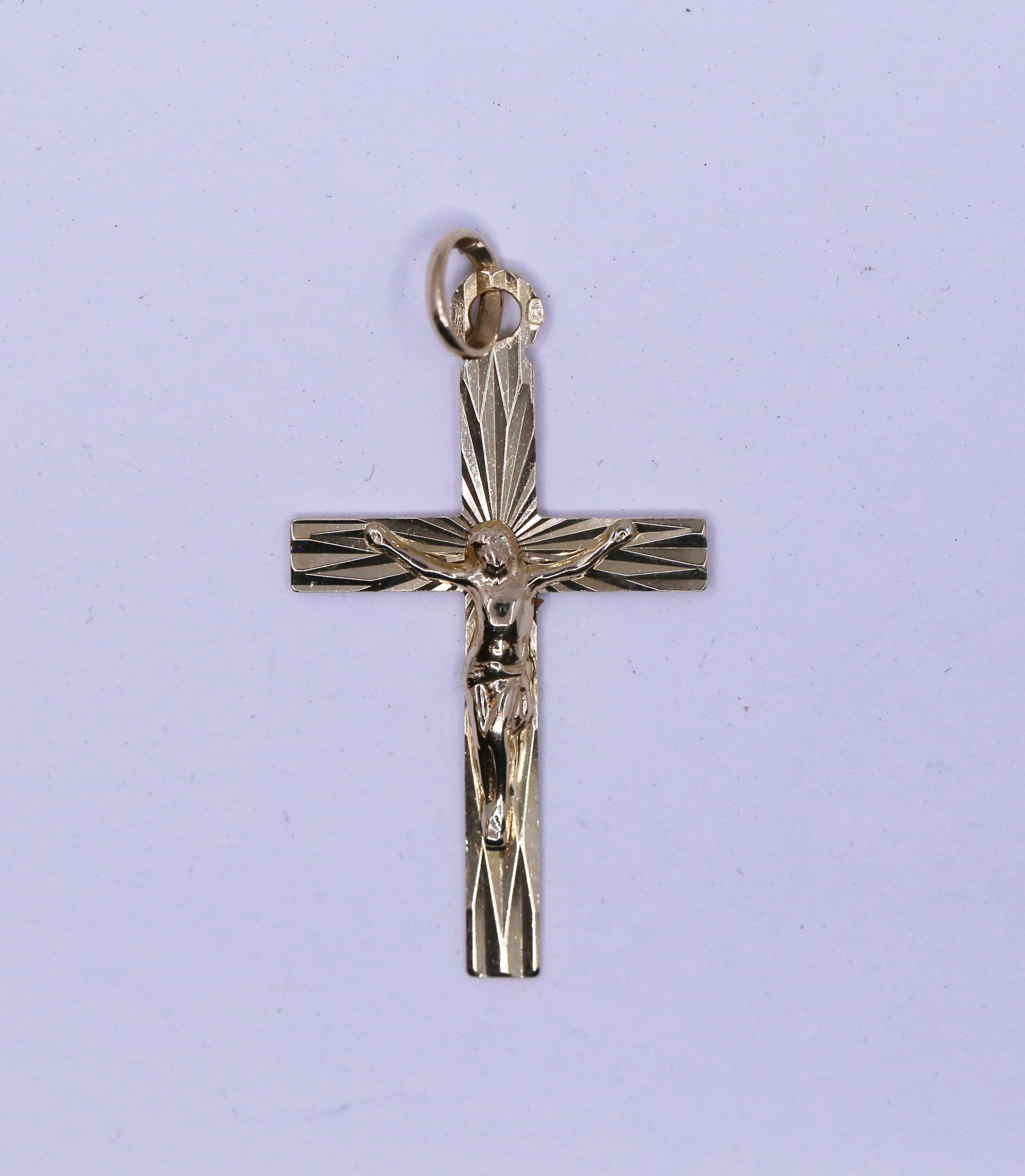 Přívěšek kříž