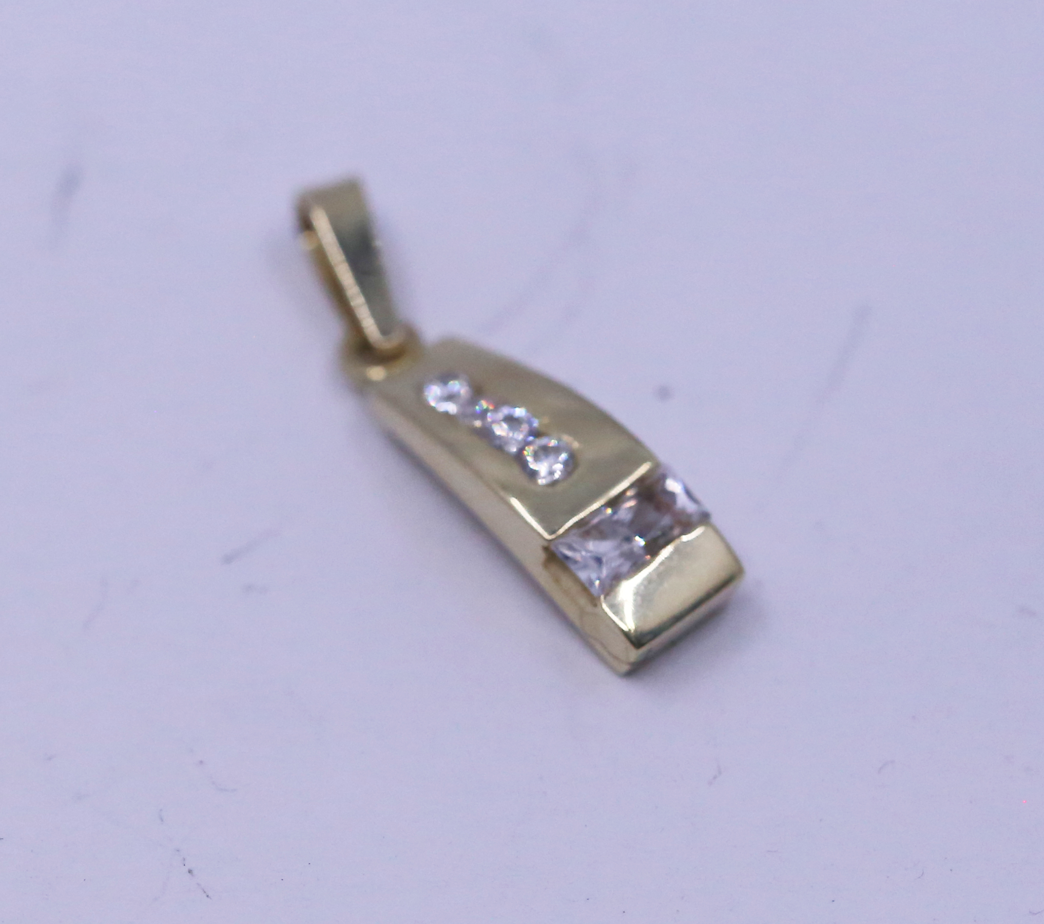 Přívěšek elegance