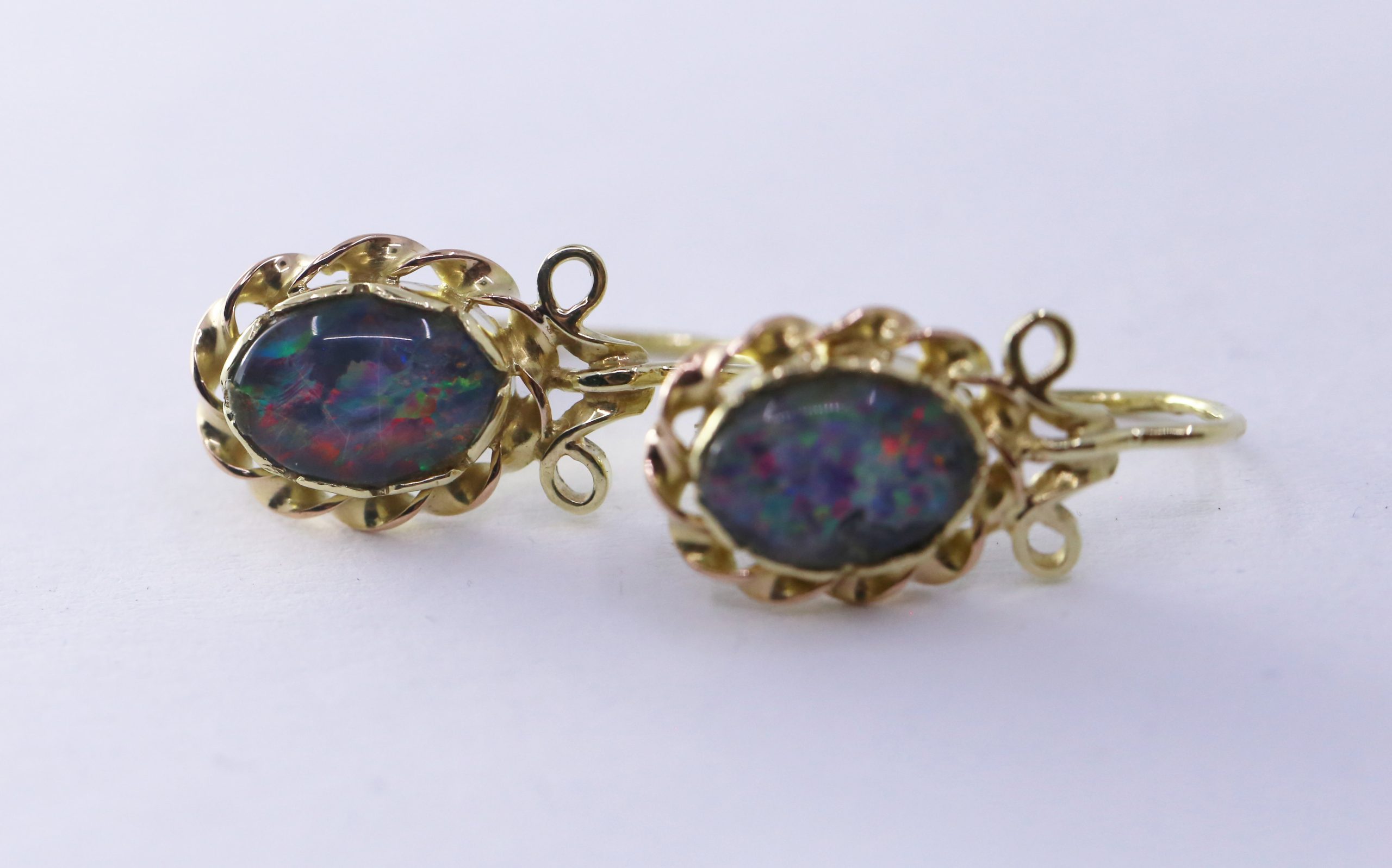 Zlaté dámské náušnice retro style 14k – 4,6g