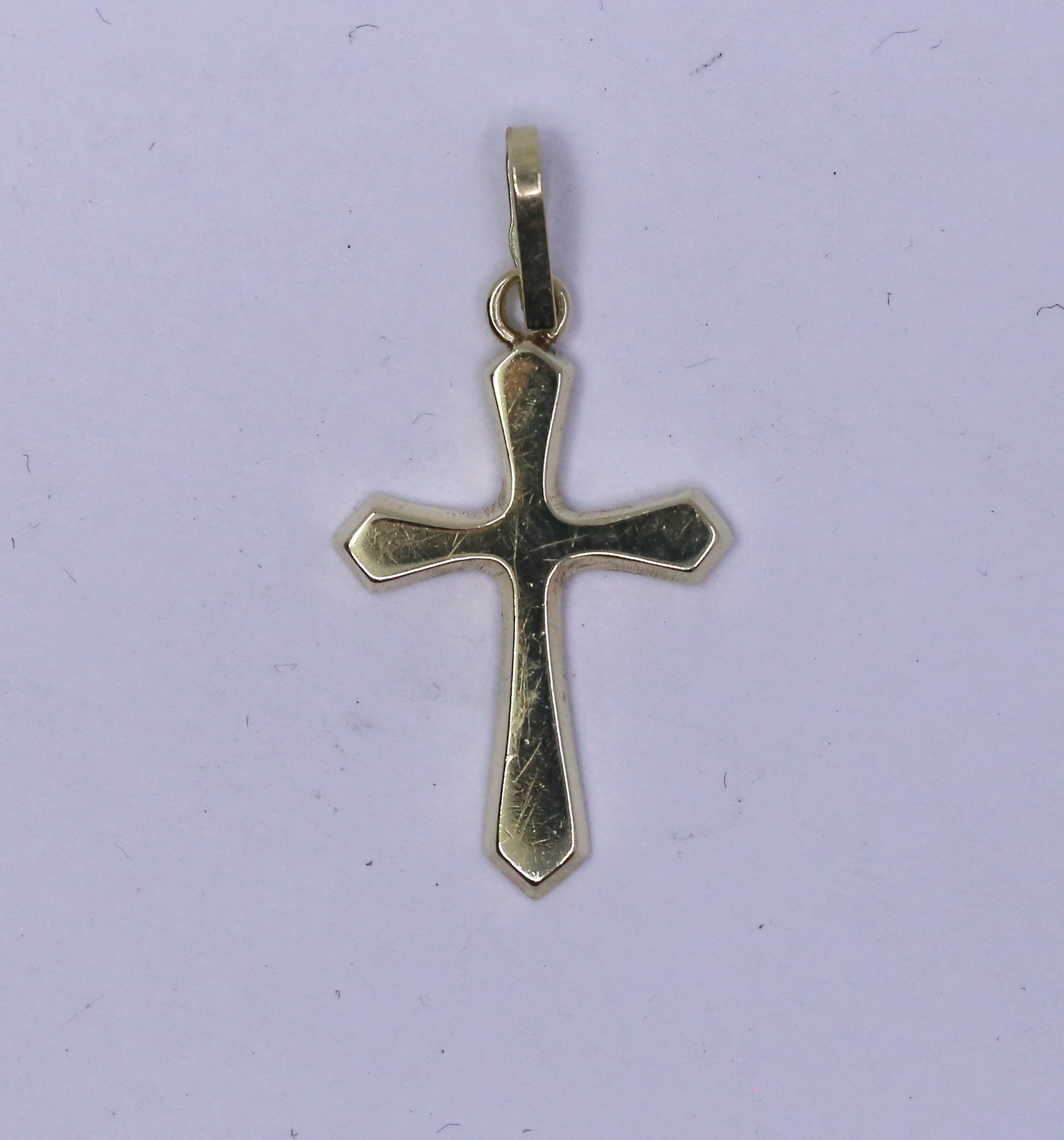 Přívěsek křížek