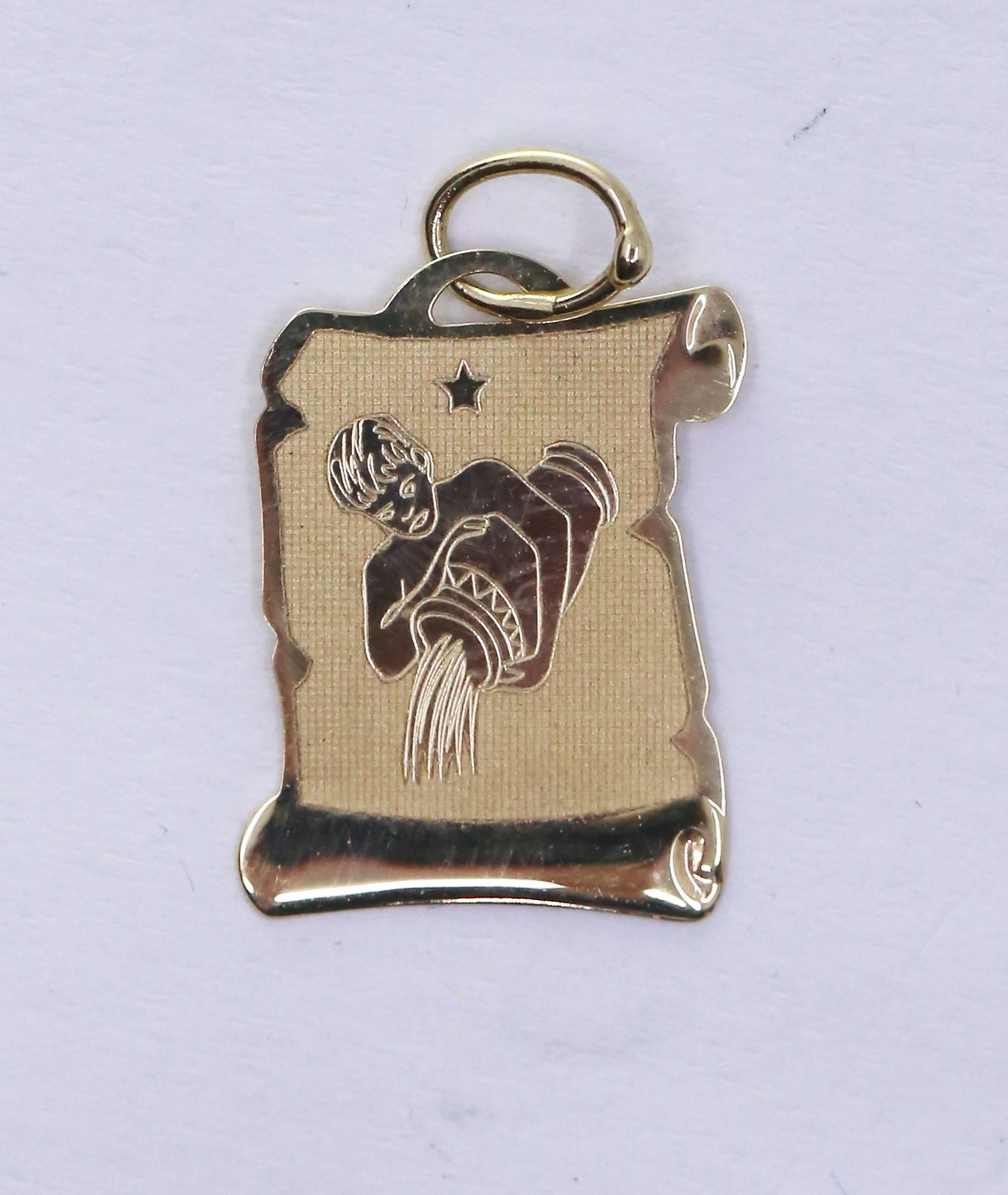 Zlatý přívěsek vodnář 14k – 0,54g