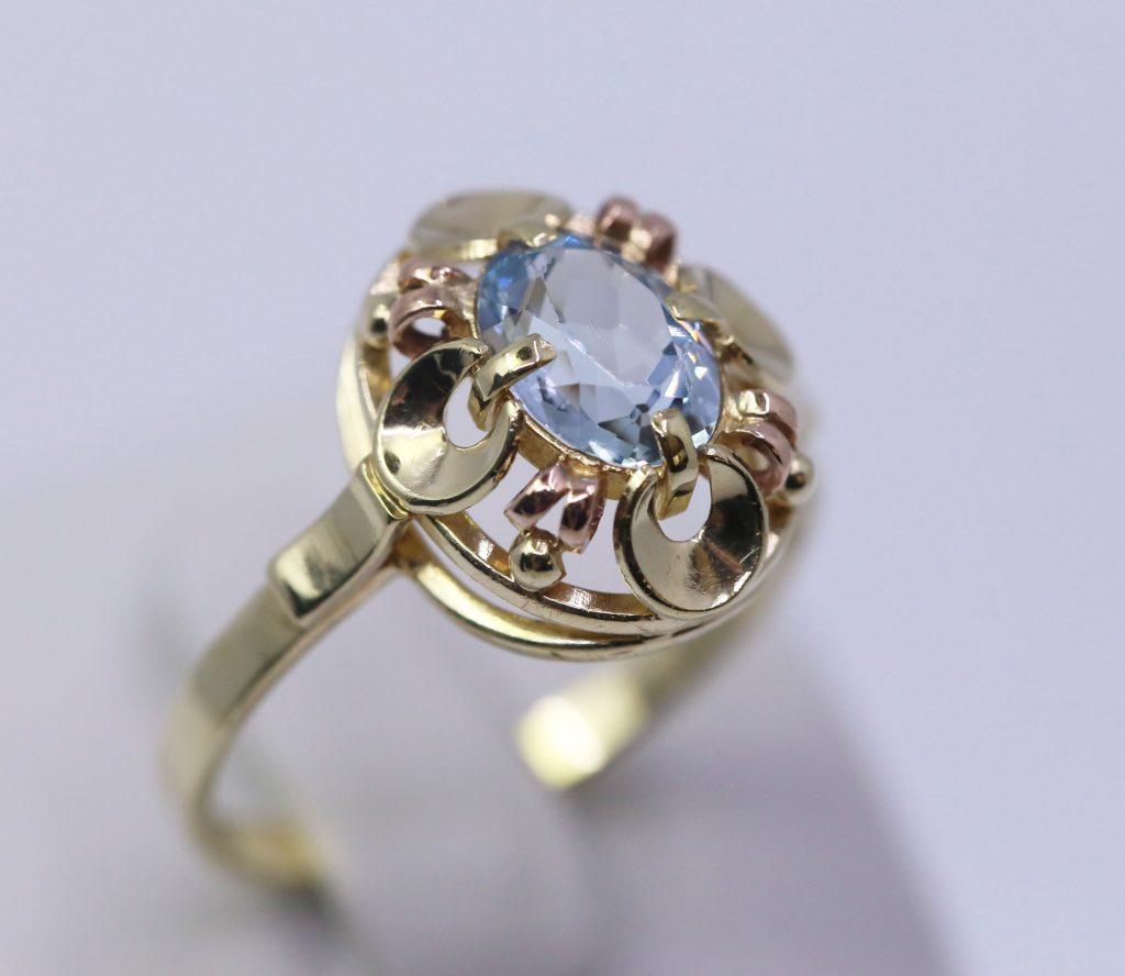 Prsten zlatý modrý kámen 375K