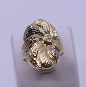 Zlatý dámský prsten květina 14k – 2,68g